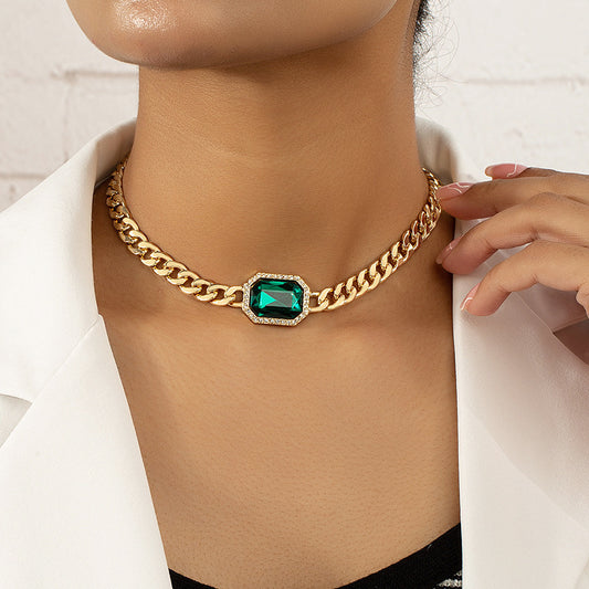 Retro Emerald Necklace Female Temperament Trend Street Shot Internet Celebrity Same Style Clavicle Chain