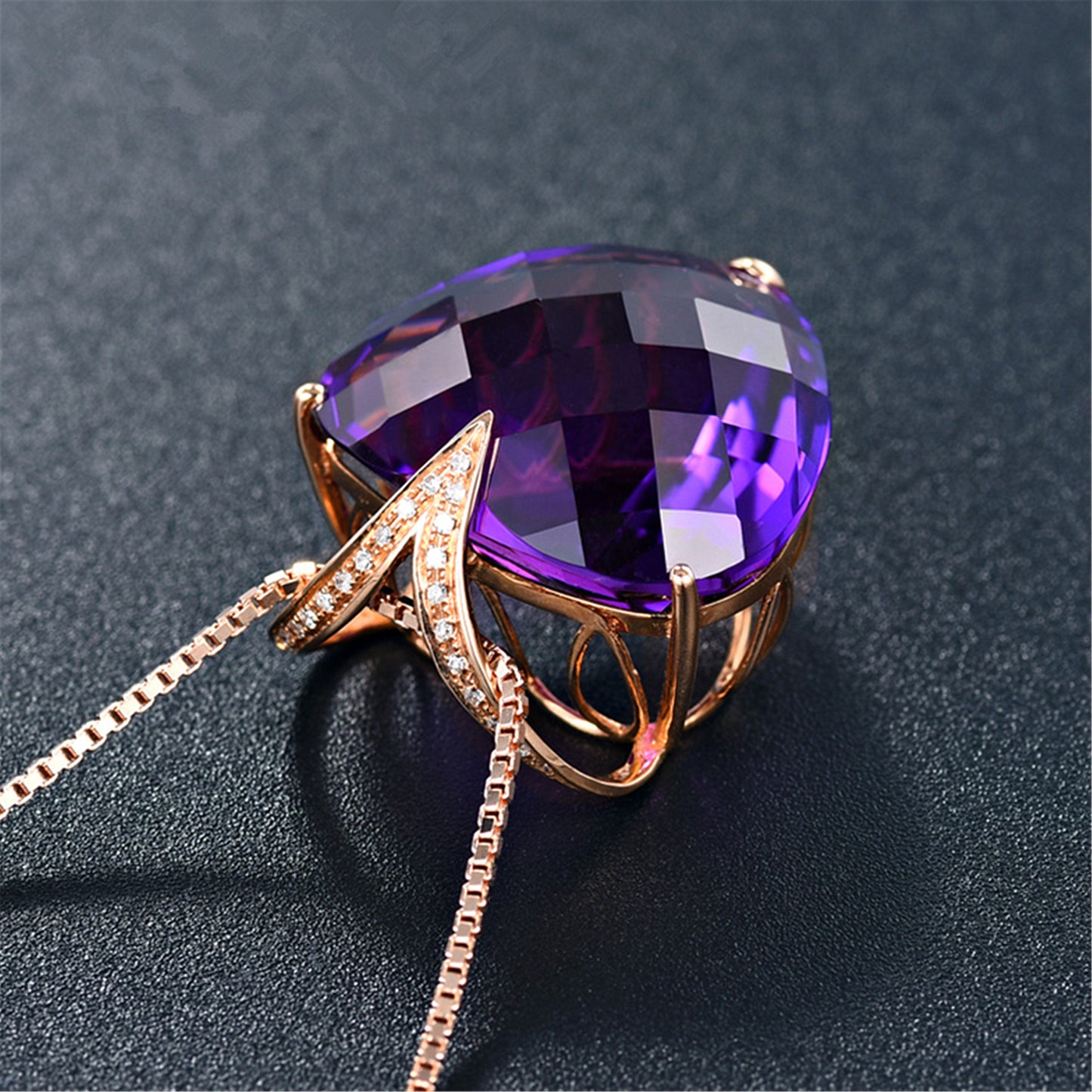 Amethyst Pendant Natural Love 18K Rose Gold