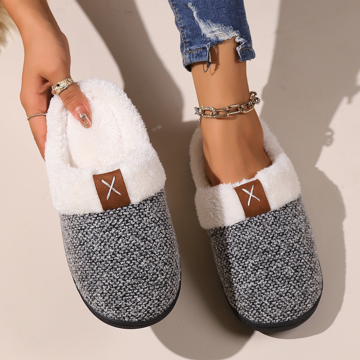 Winter Plush Slippers Fashion Thick Bottom Warm House Shoes For Women Men Indoor Bedroom Floor Slipper