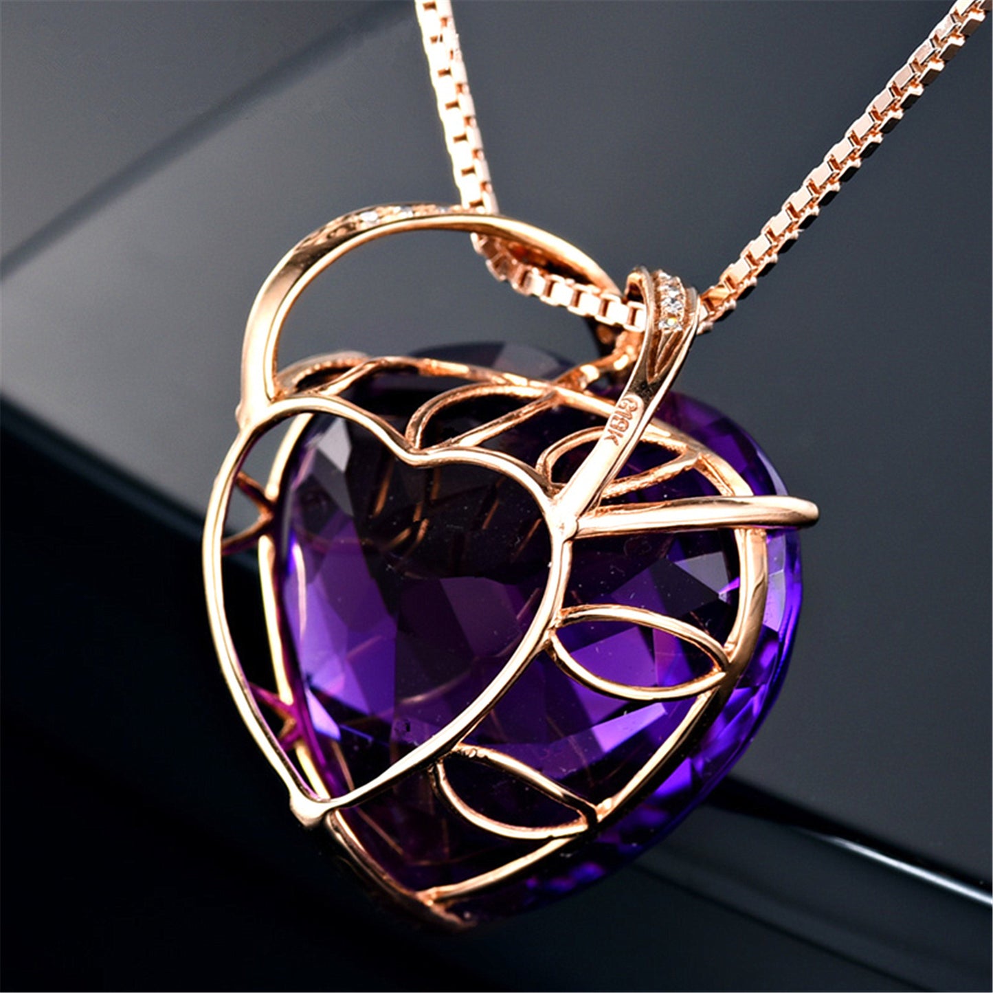 Amethyst Pendant Natural Love 18K Rose Gold